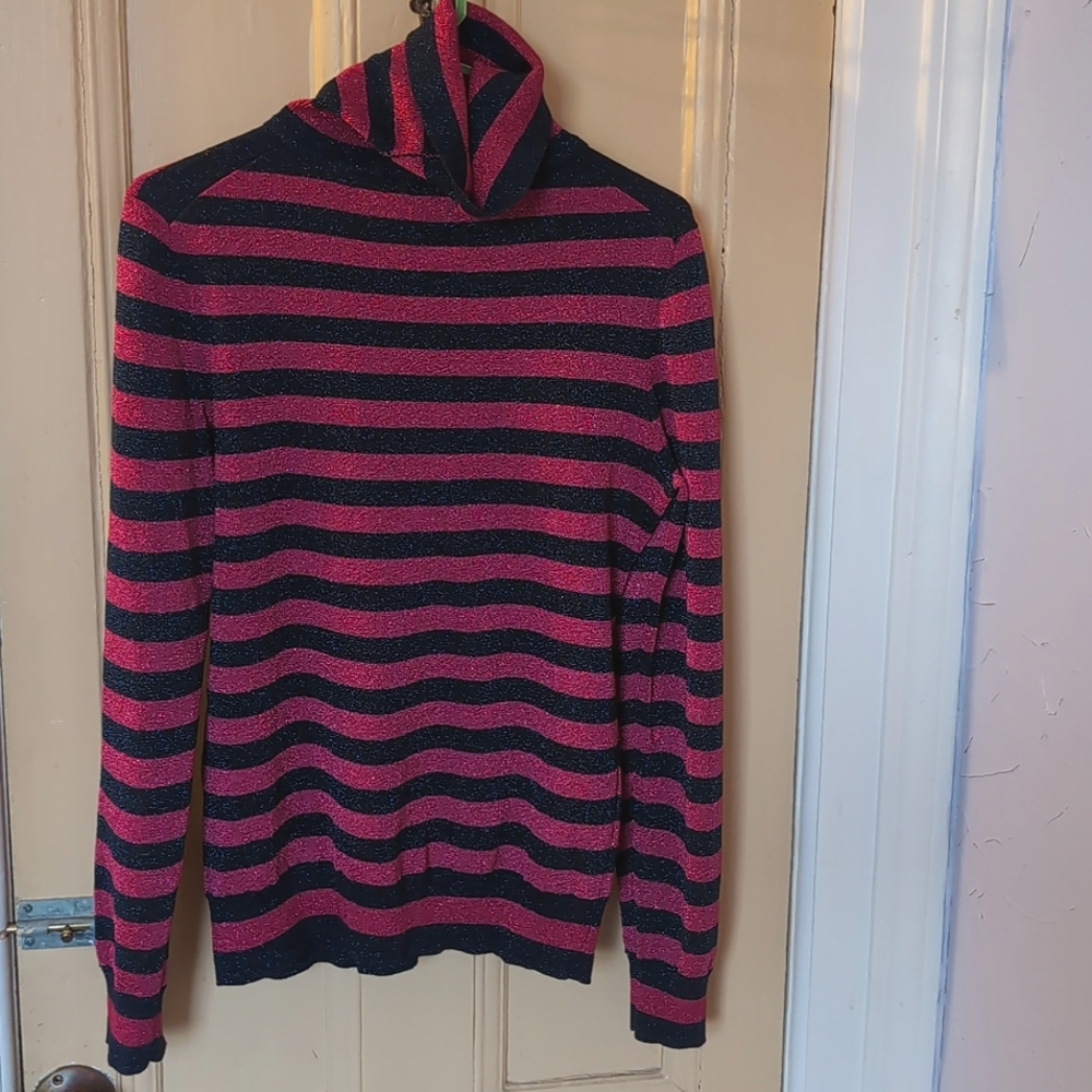 J Crew Turtleneck long sleeve sweater. Small. Navy & pink. Metallic exterior.